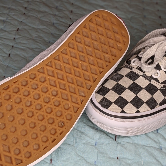 Checkered Vans - Picture 5 of 5